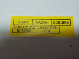 Štítek popis přístrojů