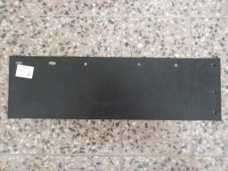 Vložka levého předního blatníku pryžová