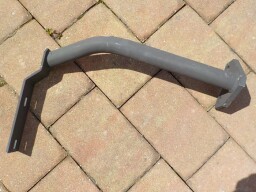 Držák blatníku horní levý