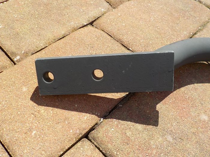 Vzpěra předního blatníku pravá - trojúhelník