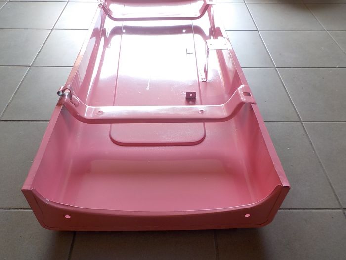 Kapota motoru Z6211-7245  