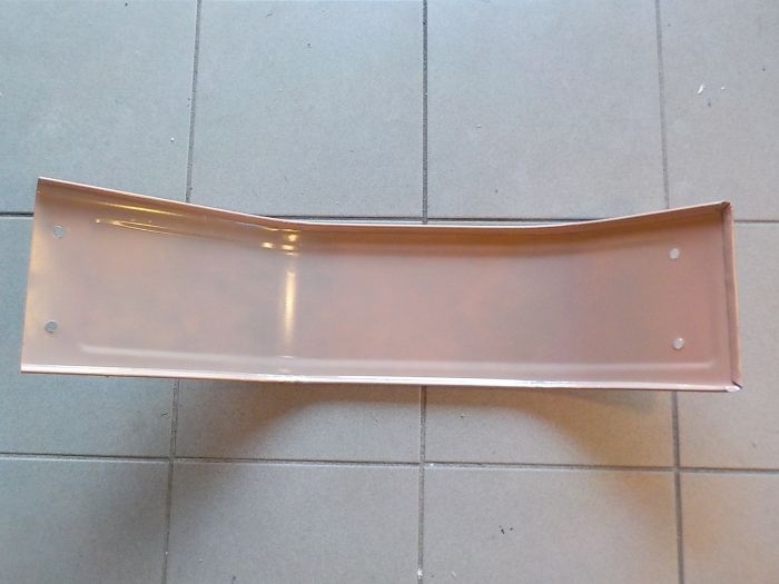 Přední blatník plechový lakovaný levý, pravý