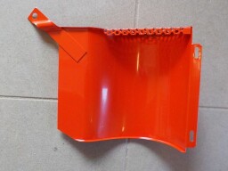 Boční kryt alternátoru komaxit červená