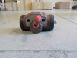 Brzdový váleček dovoz