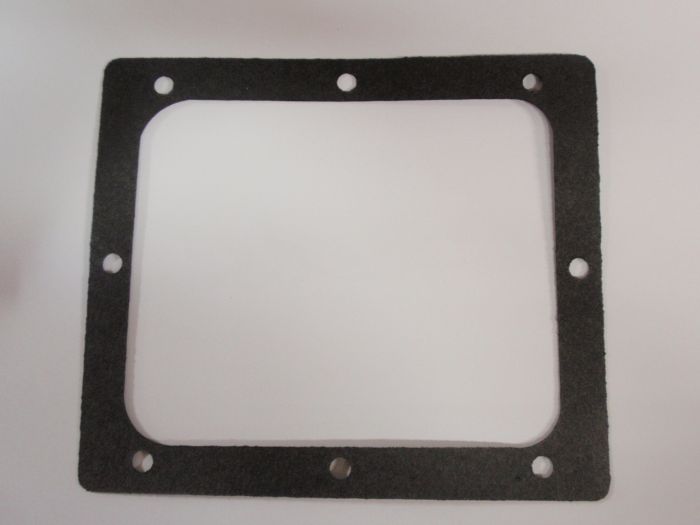 Těsnění spodního víka motoru