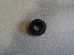 Těsnící kroužek hřídele vodního čerpadla 17x35x10
