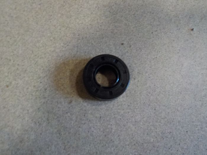 Těsnící kroužek hřídele vodního čerpadla 17x35x10