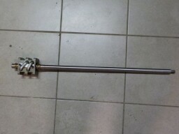 Matice řízení s kuličkami a tyčí volantu