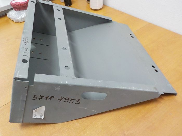 Kapsa levého zadního blatníku