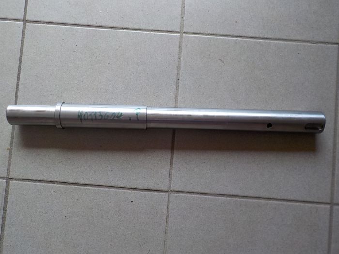 Svislý čep pravý Z4011