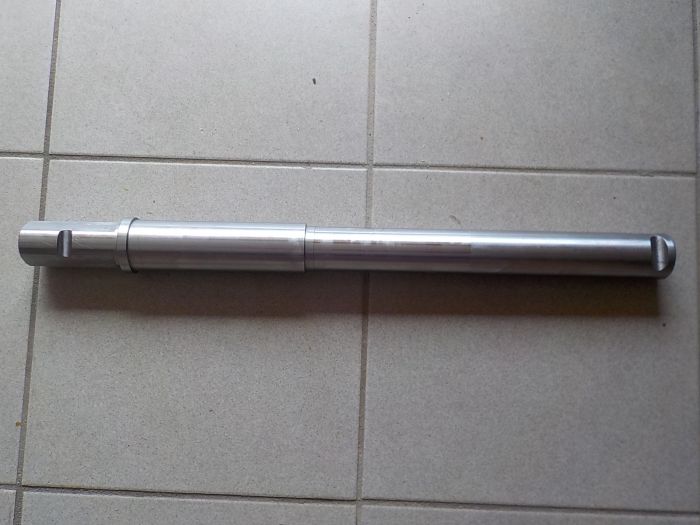 Svislý čep pravý Z4011