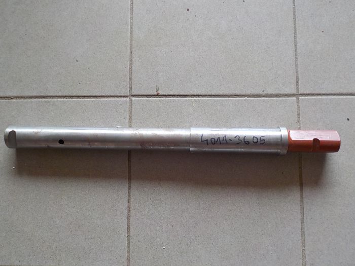 Svislý čep levý Z4011