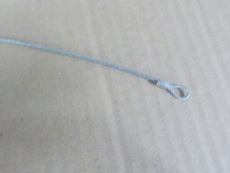 Zajišťovací lanko kapoty 44 cm