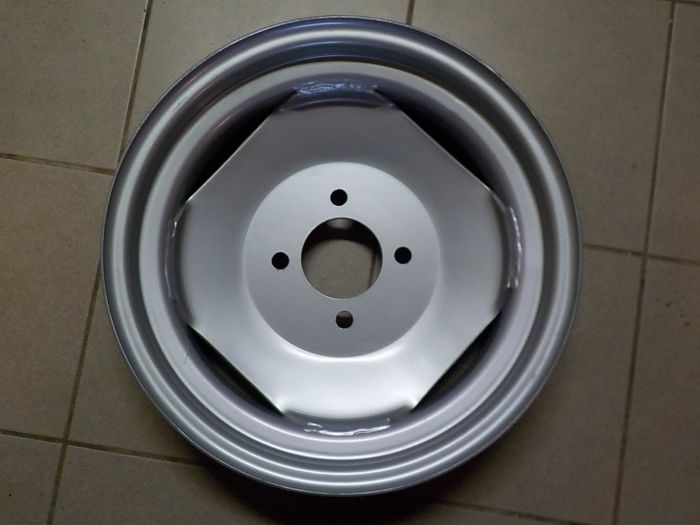 Disk 4x16 předního kola Z3011