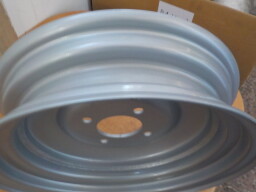 Disk 4x16 předního kola Z3011