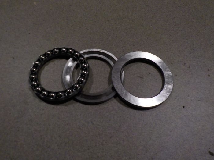 Axiální ložisko 51108 svislého čepu Z4011