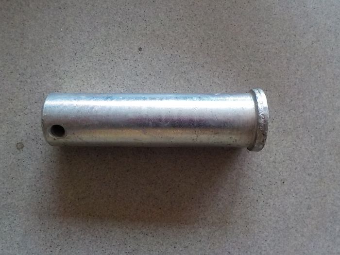 Spodní čep konzoly