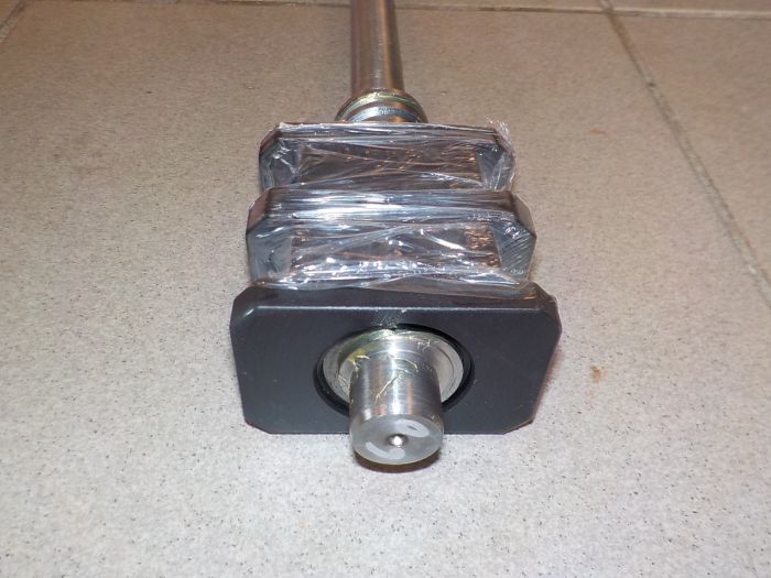 Hřídel volantu s maticí česká Zetor