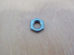 Matice šroubu kozlíku vahadel závit M12