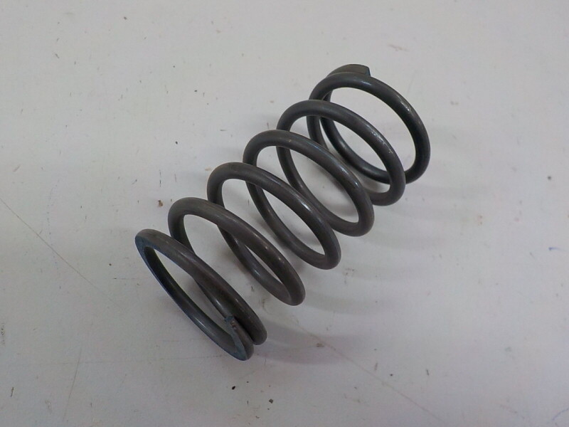 Pružina ventilu vnější