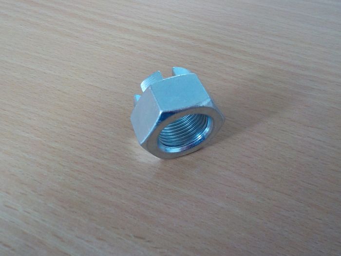 Matice stahovacího šroubu přední osy M20x1,5