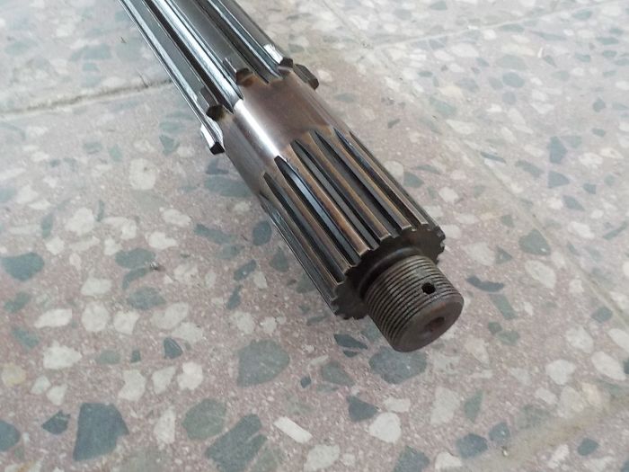 Převodový hřídel délka 455 mm