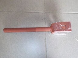 Šroub vzpěry levého táhla hydrauliky