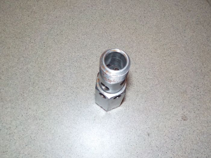 Pojistný ventil válce hydrauliky český Z5911-7745