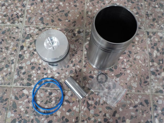  Sada vloženého válce 5 kroužků Kolben - Schmidt