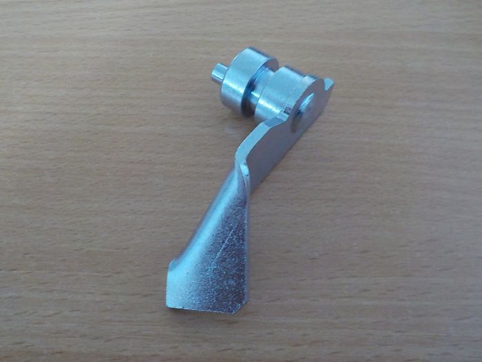 Páka zapínání náhonu