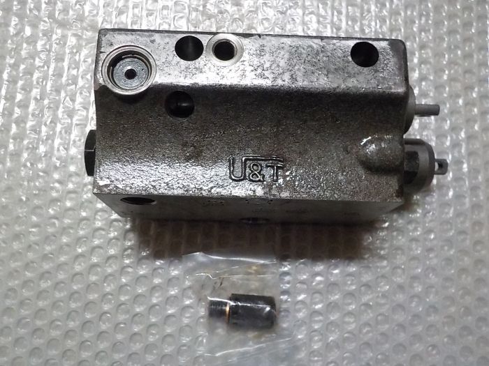 Rozvaděč hydrauliky Z4011-Z5711