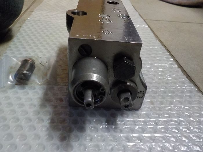 Rozvaděč hydrauliky Z4011-Z5711