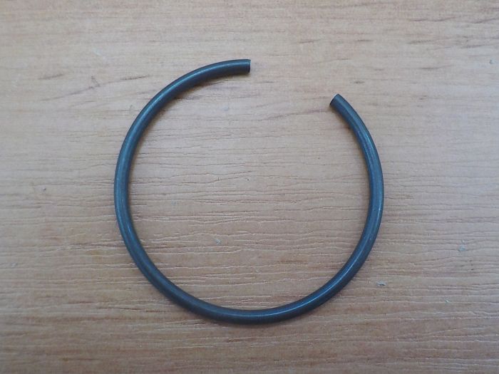 Pojistný kroužek 45 mm Z4011