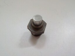 Čep dopravního čerpadla