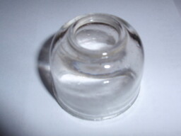 Sklenička čističe paliva