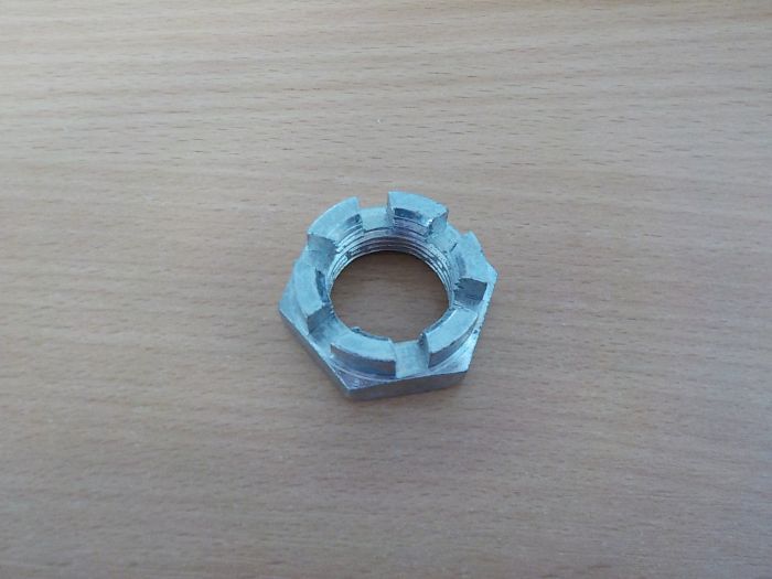 Matice spojovacího čepu M24x2  