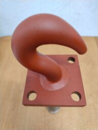 Středový čep s předním hákem