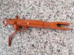 Pravá vzpěra s regulací