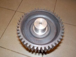 Poloosa s ozubeným kolem 42 zubů
