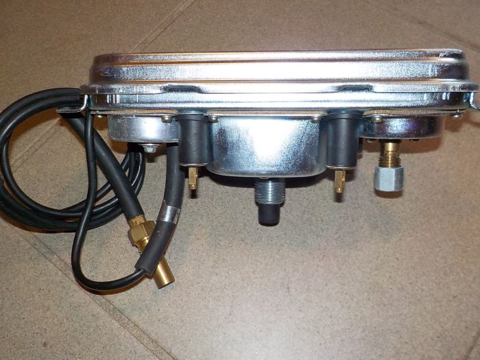 Sdružený panel přístrojové desky