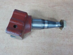 Otočný čep přední nápravy 6-děrový 