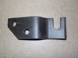 Spodní držák chladiče levý 