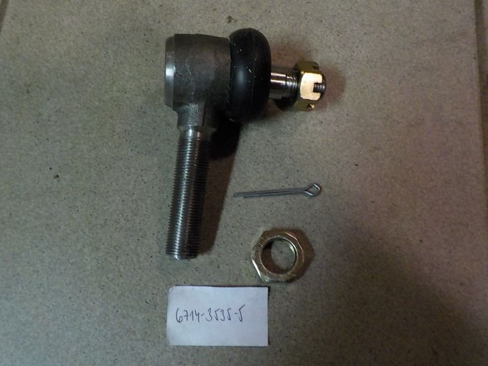 Kulový čep pravý spojovací tyče hnané nápravy dovoz