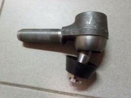 Kulový čep pravý spojovací tyče hnací nápravy český