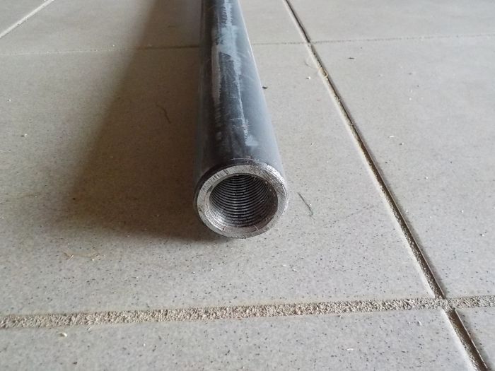 Spojovací tyč přední hnací nápravy