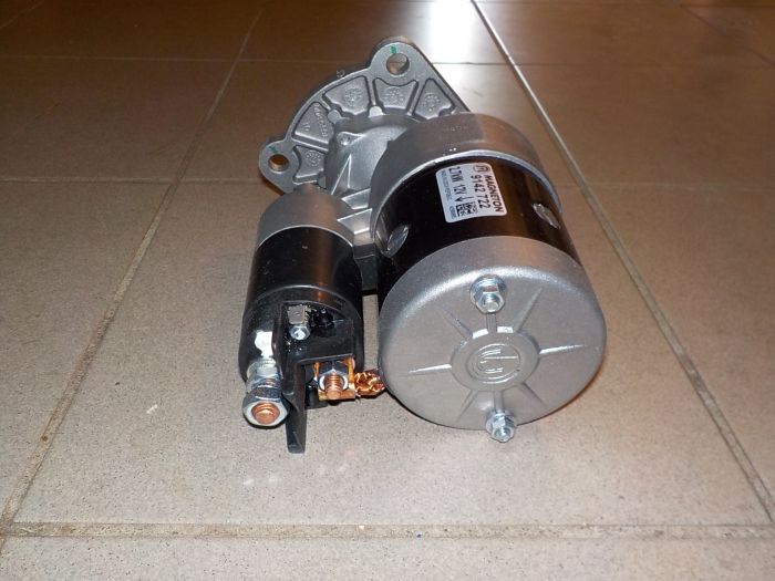 Startér s převodovkou Zetor 12V 2,7kW český Magneton