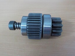 Volnoběžka s pastorkem pro starter s převodovkou