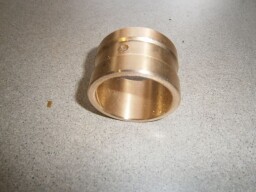 Pouzdro středového čepu přední nápravy 40x48x30 