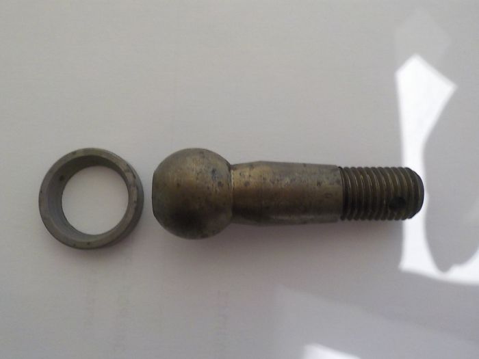 Kulový čep páky řízení + podložka