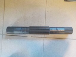 Hřídel ramen hydrauliky Z4911